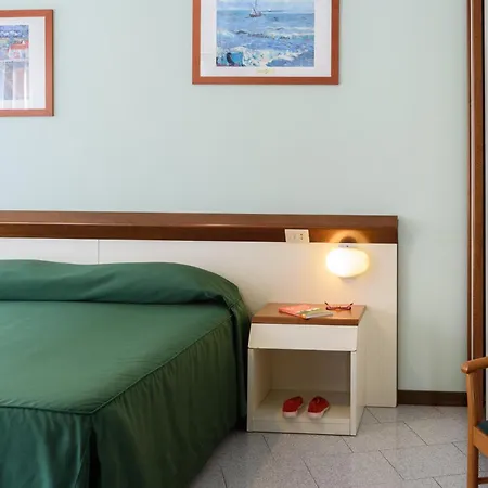 Hotel Italie Et Suisse-3